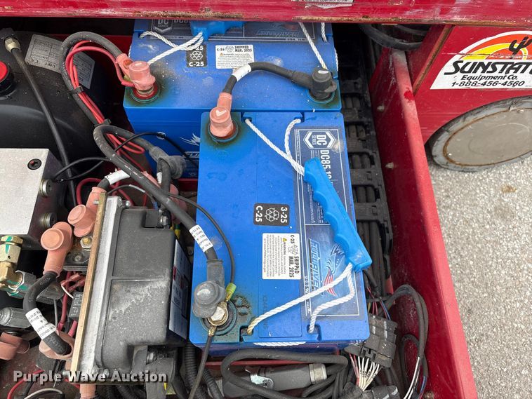 image for item FG2864 2018 MEC 1330SE scissor lift