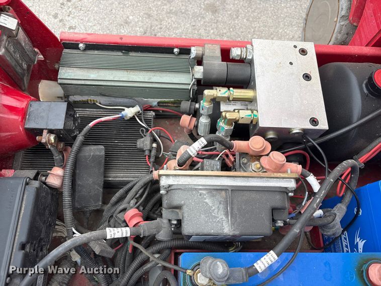 image for item FG2864 2018 MEC 1330SE scissor lift