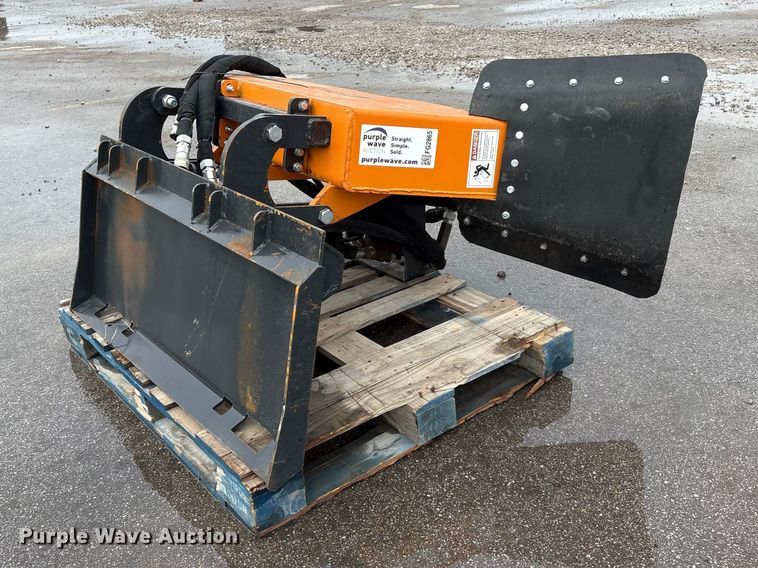 image for item FG2865 2025 Arteer TSG-31W skid steer stump grinder