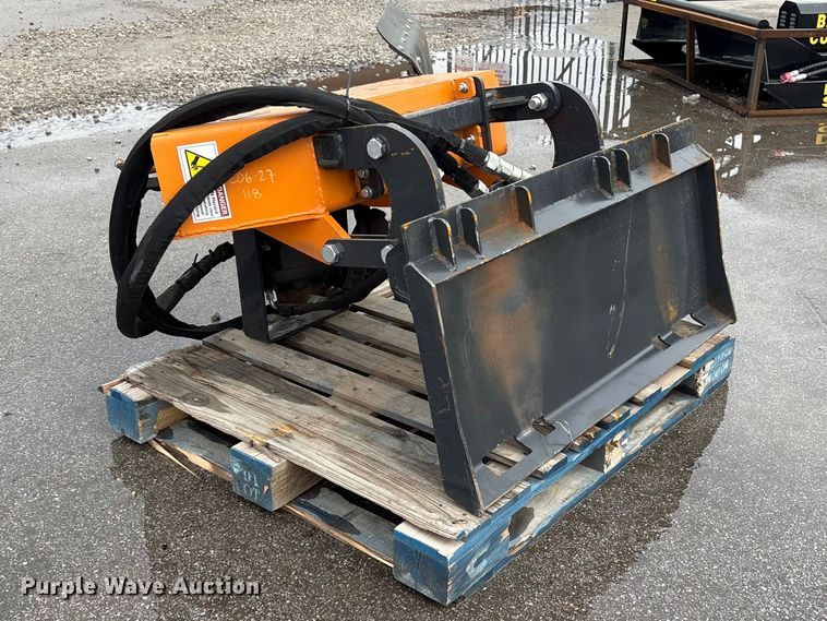 image for item FG2865 2025 Arteer TSG-31W skid steer stump grinder