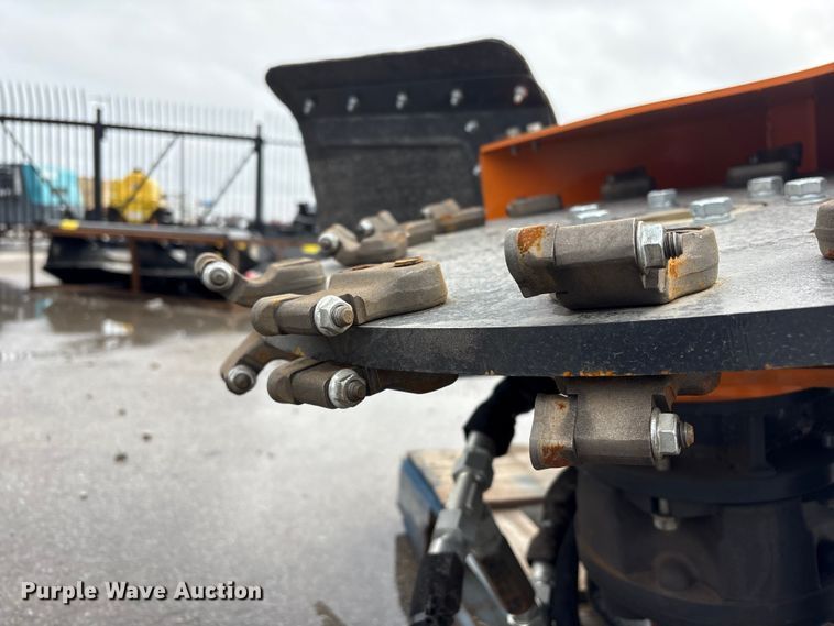 image for item FG2865 2025 Arteer TSG-31W skid steer stump grinder