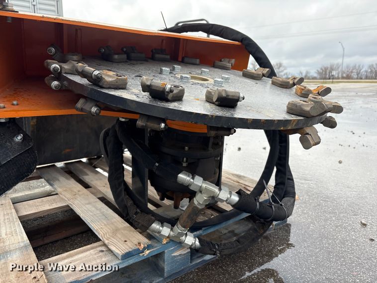 image for item FG2865 2025 Arteer TSG-31W skid steer stump grinder