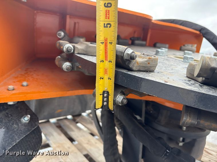 image for item FG2865 2025 Arteer TSG-31W skid steer stump grinder