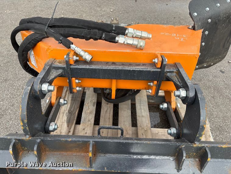 image for item FG2865 2025 Arteer TSG-31W skid steer stump grinder