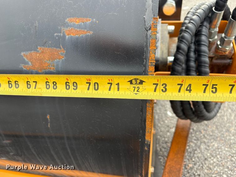 image for item FG2868 2025 Giyi BS72 skid steer sweeper