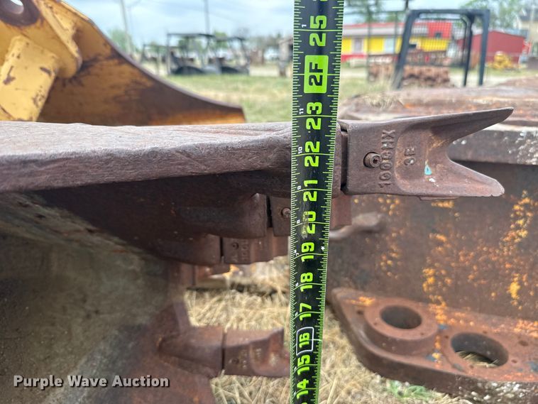image for item FH6517 (4) backhoe buckets