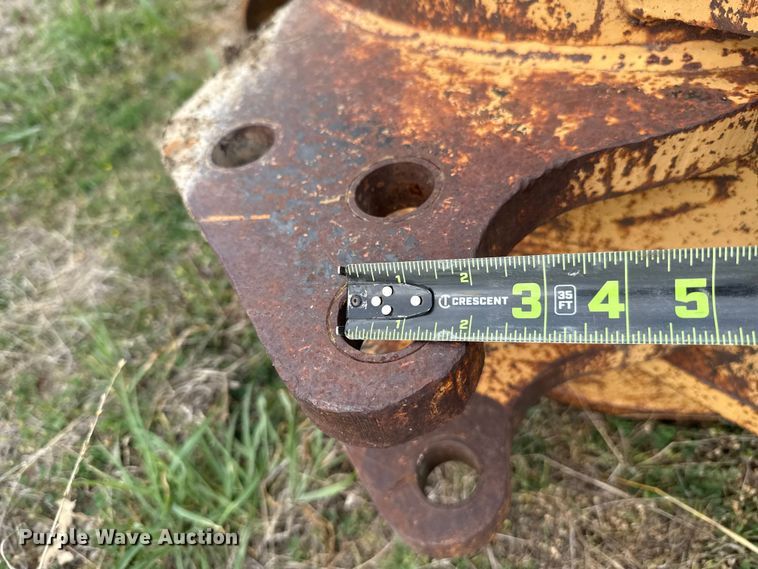 image for item FH6517 (4) backhoe buckets