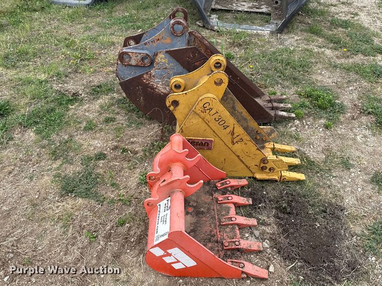 image for item FH6531 (3) buckets