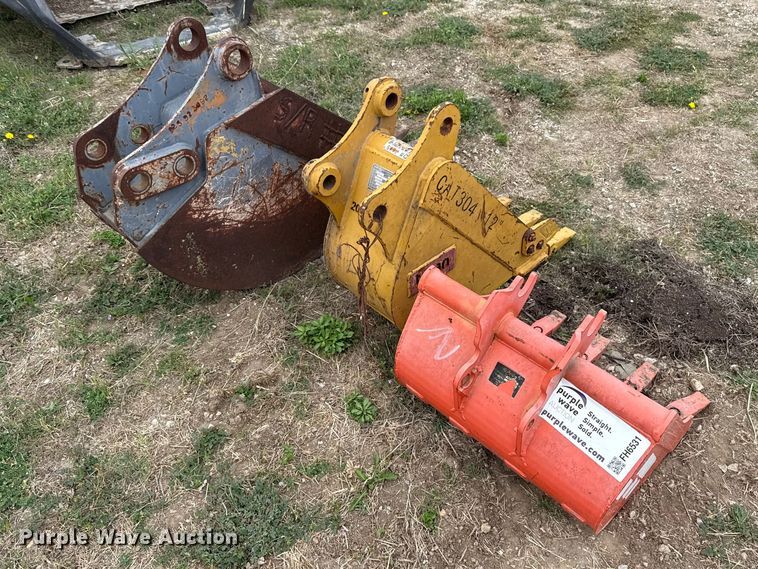 image for item FH6531 (3) buckets