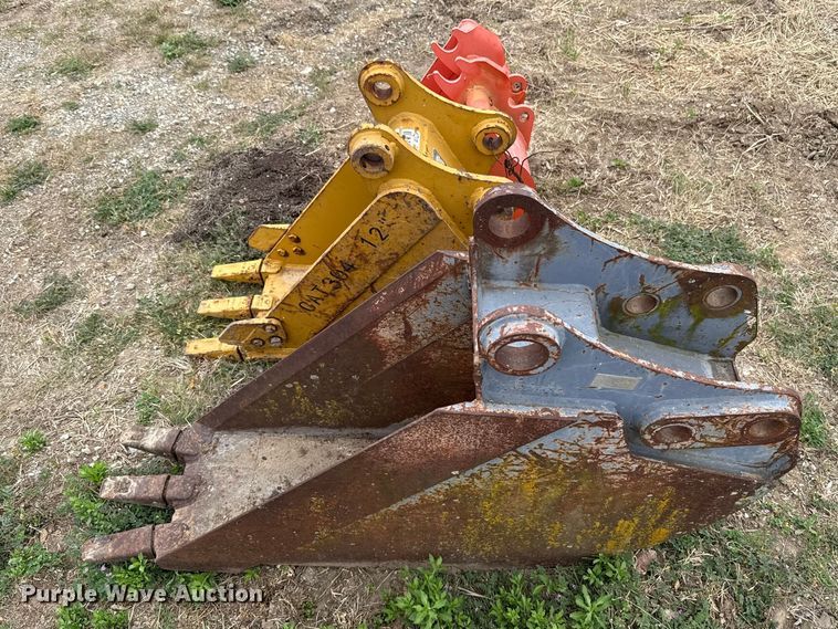 image for item FH6531 (3) buckets