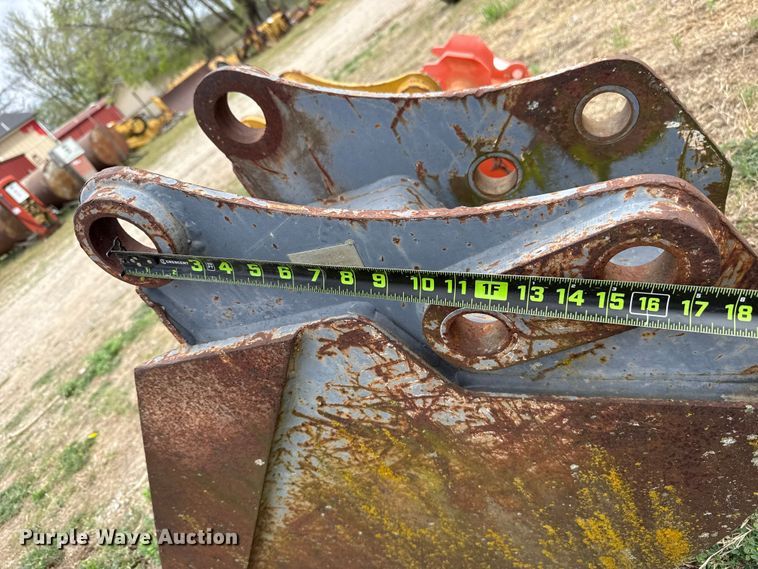 image for item FH6531 (3) buckets