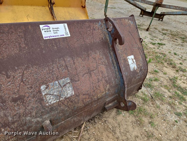 image for item FH6563 FFC bucket