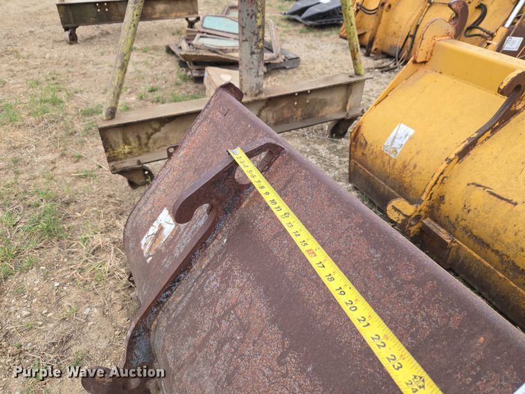 image for item FH6563 FFC bucket