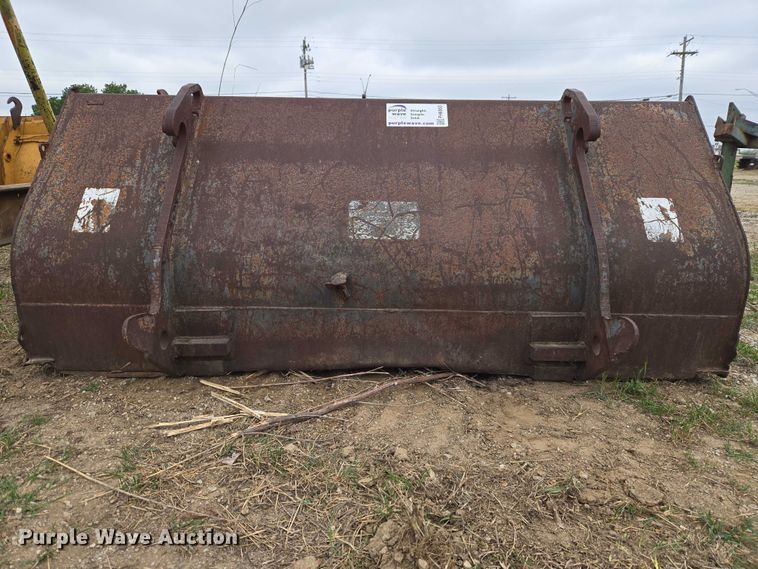 image for item FH6563 FFC bucket