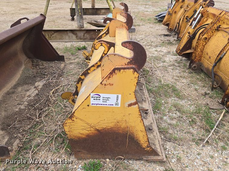 image for item FH6564 Bucket