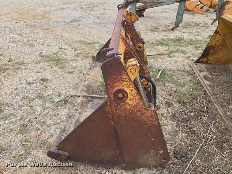 image for item FH6565 Bucket