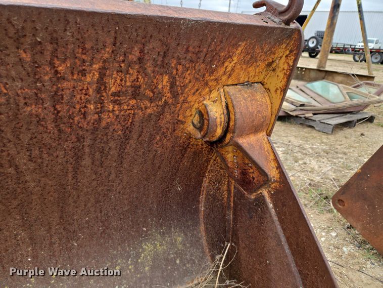 image for item FH6565 Bucket