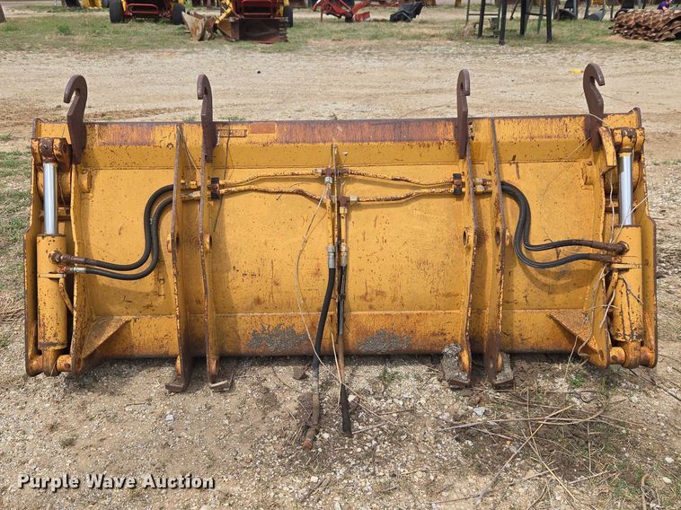 image for item FH6566 Bucket