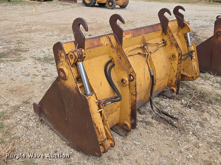 image for item FH6566 Bucket