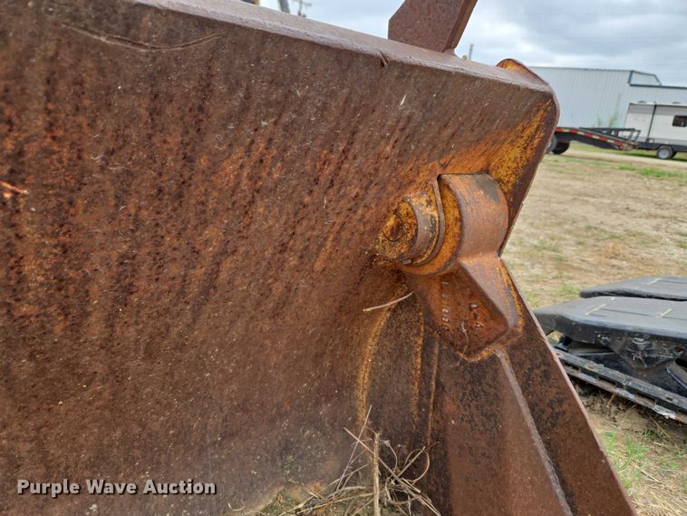 image for item FH6566 Bucket