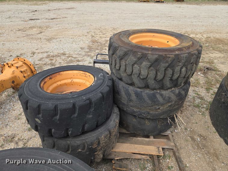 image for item FH6588 Skid steer parts