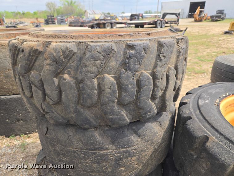 image for item FH6588 Skid steer parts