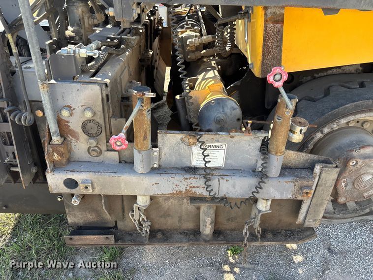 image for item FH7019 2011 Volvo PF4410 paver