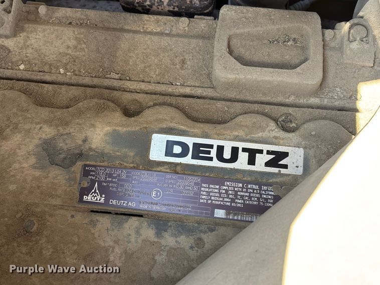 image for item FH7019 2011 Volvo PF4410 paver