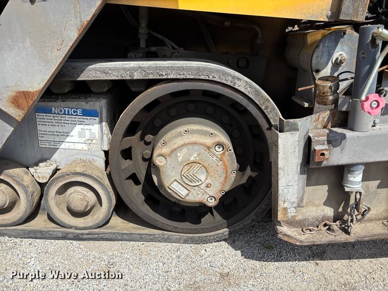 image for item FH7019 2011 Volvo PF4410 paver