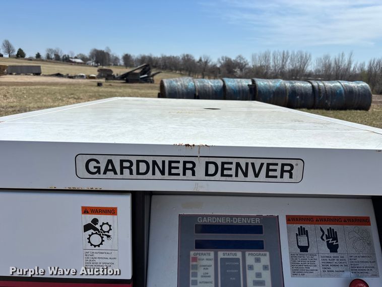 image for item FH7021 1995 Gardner Denver air compressor