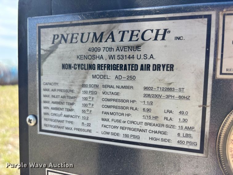 image for item FH7021 1995 Gardner Denver air compressor