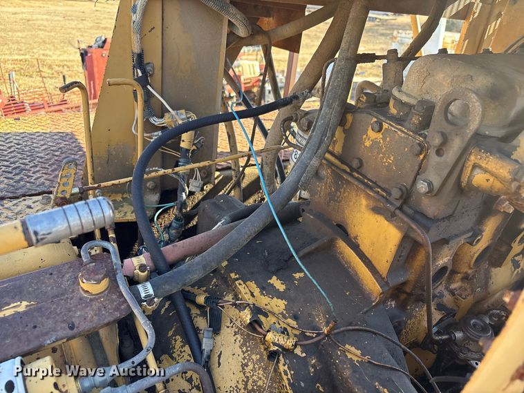 image for item FI0134 1986 Caterpillar PS-130 pneumatic roller