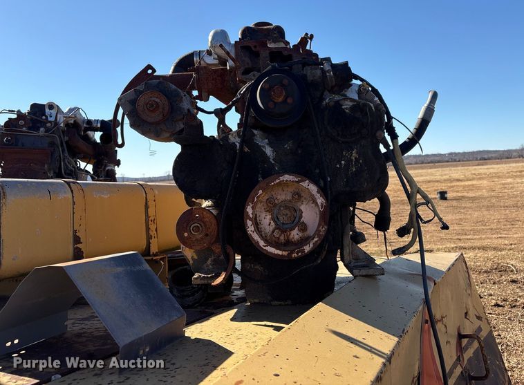 image for item FI0134 1986 Caterpillar PS-130 pneumatic roller