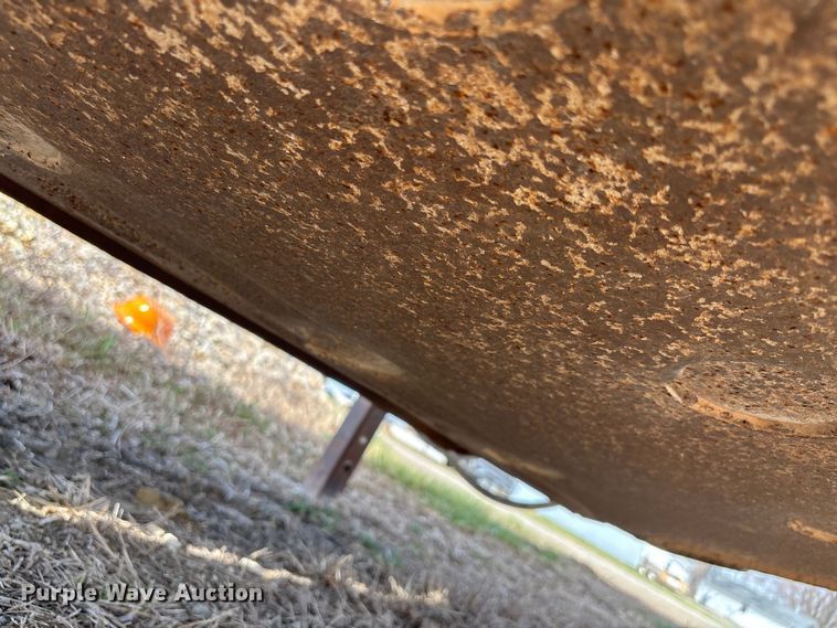 image for item FI0936 2000 CTS bottom dump trailer