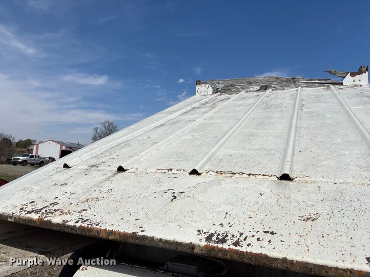 image for item FI0936 2000 CTS bottom dump trailer