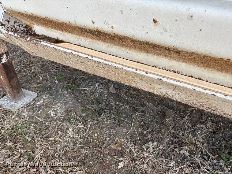 image for item FI0936 2000 CTS bottom dump trailer