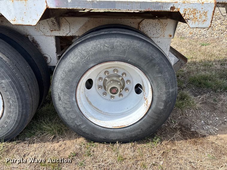 image for item FI0936 2000 CTS bottom dump trailer
