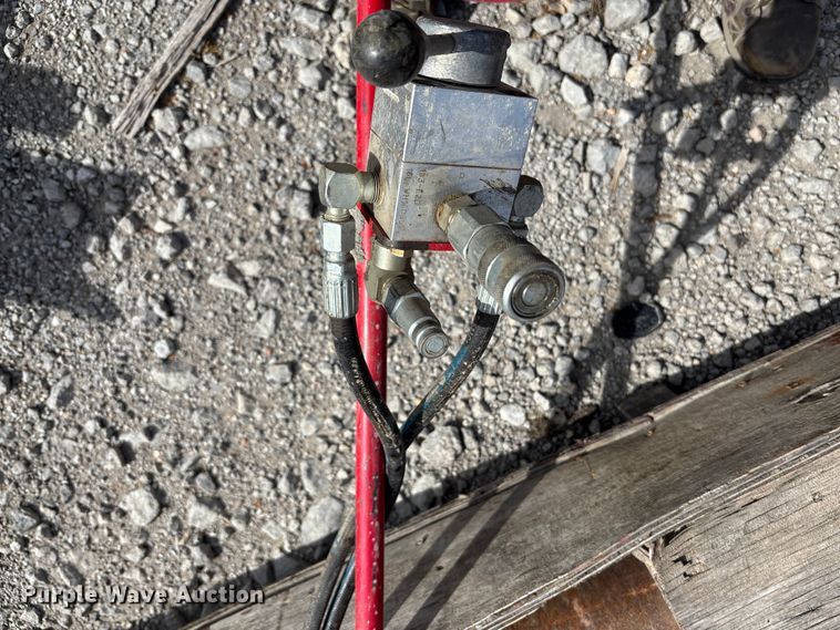 image for item FI0957 (2) hydraulic concrete screed rollers