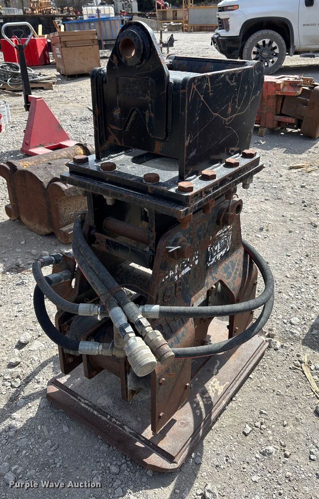 image for item FI0958 Gannon  plate compactor