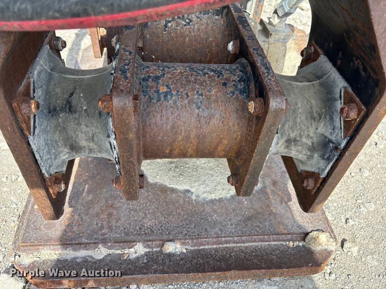 image for item FI0958 Gannon  plate compactor