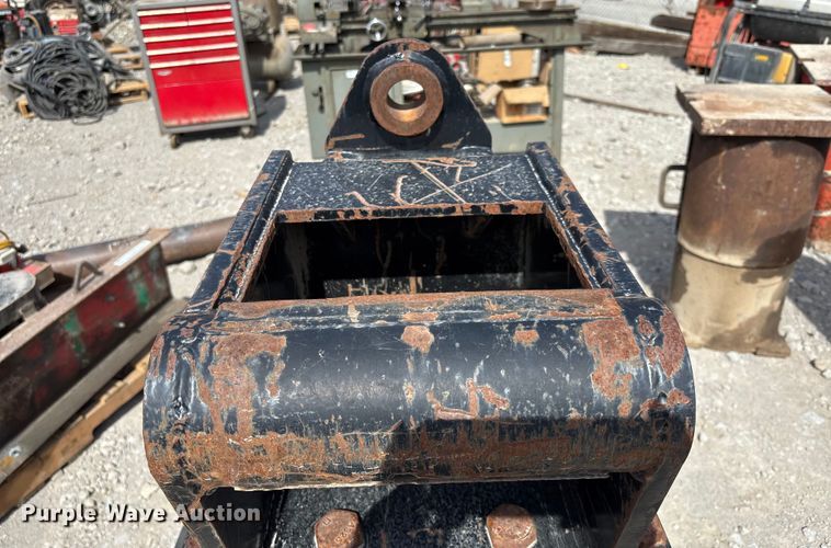 image for item FI0958 Gannon  plate compactor