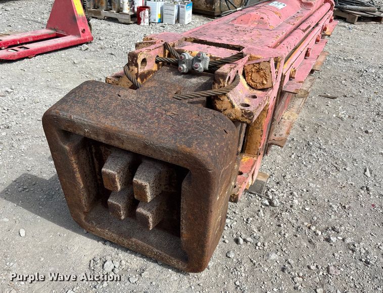 image for item FI0960 McKiernan Terry Crane  crane pile driver