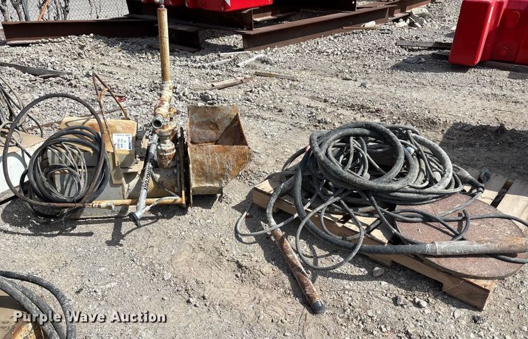 image for item FI0961 (4) concrete whips 