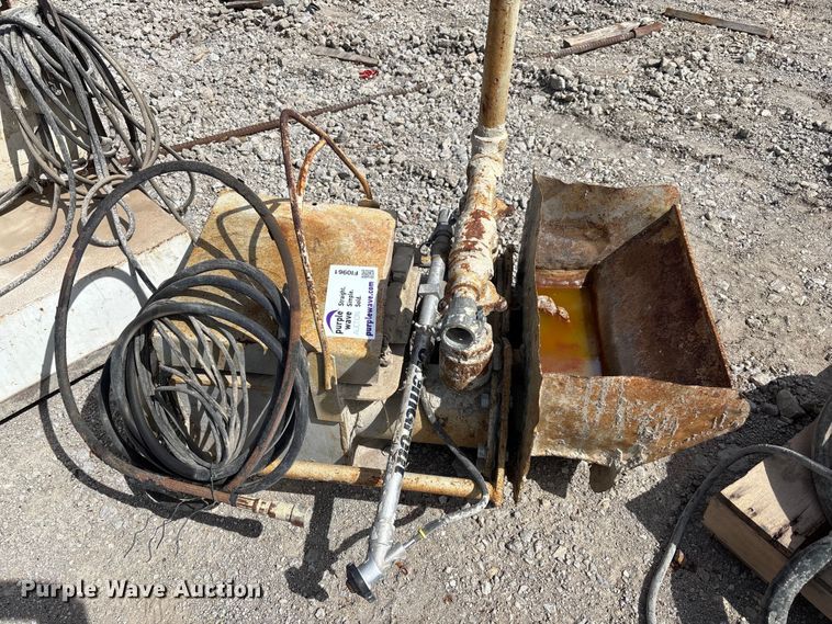 image for item FI0961 (4) concrete whips 