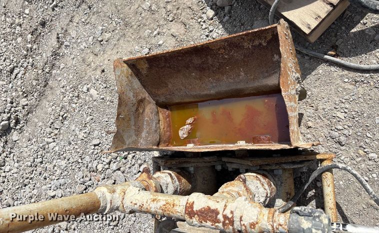 image for item FI0961 (4) concrete whips 