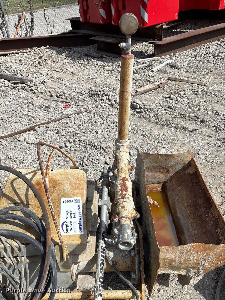 image for item FI0961 (4) concrete whips 