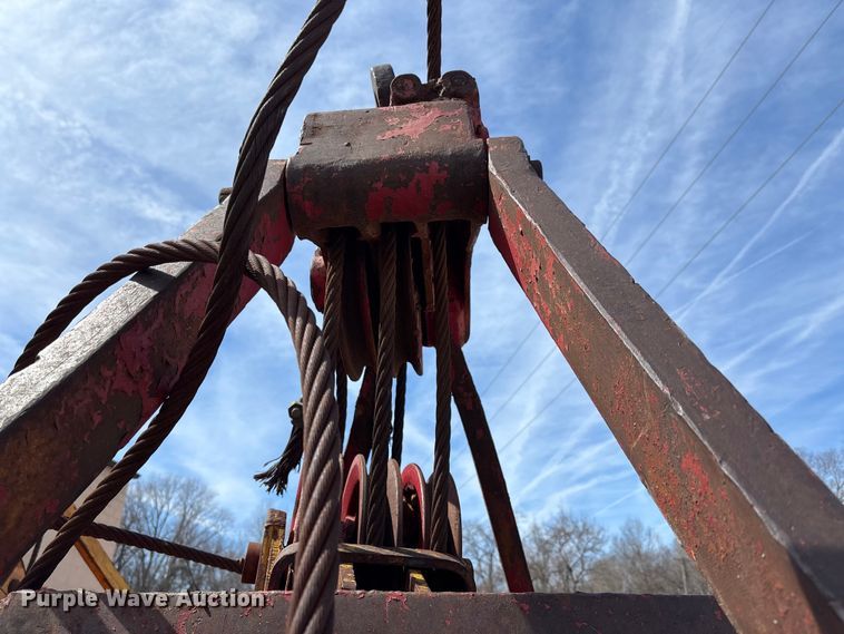 image for item FI0963 M.P. McCaffrey clam shell bucket