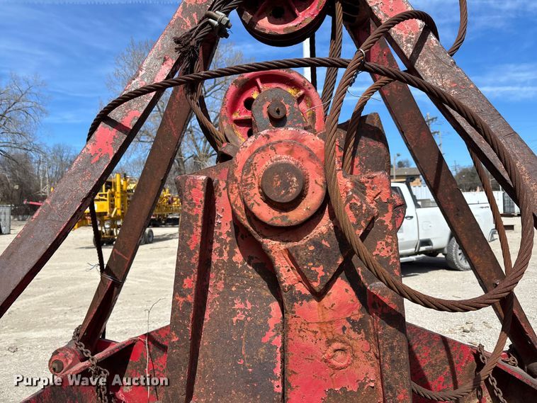 image for item FI0963 M.P. McCaffrey clam shell bucket