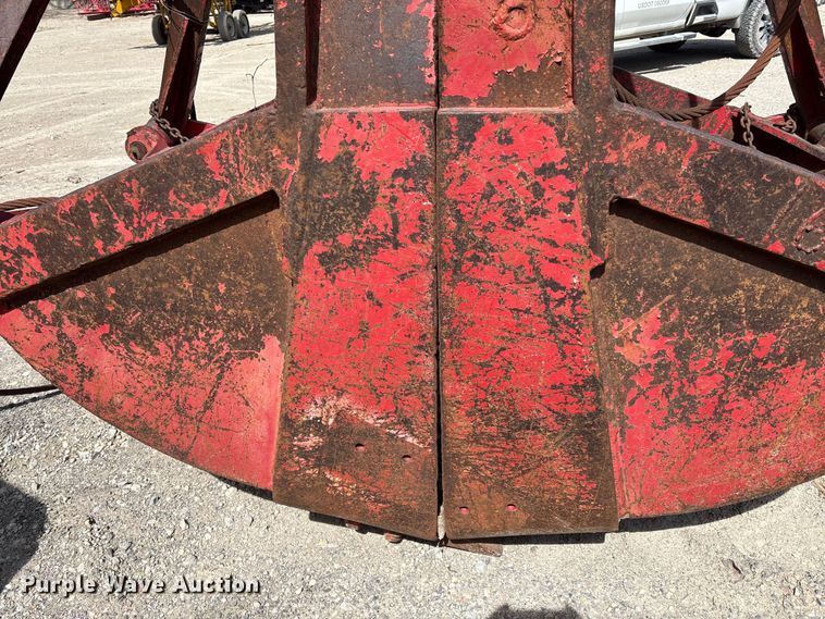 image for item FI0963 M.P. McCaffrey clam shell bucket