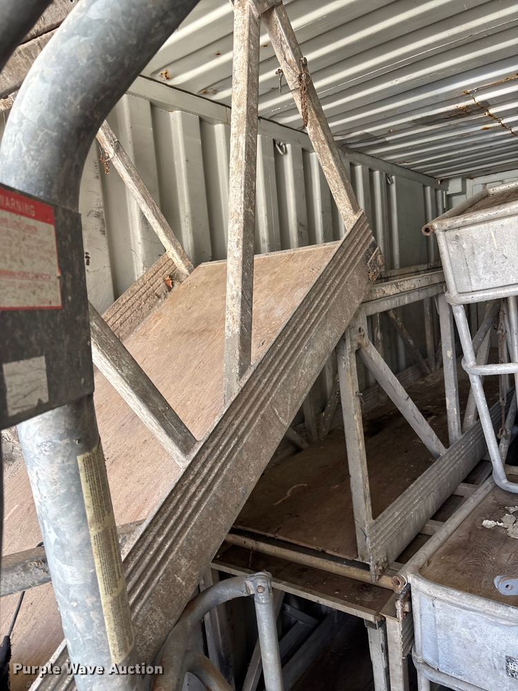 image for item FI0966 Scaffolding equipment